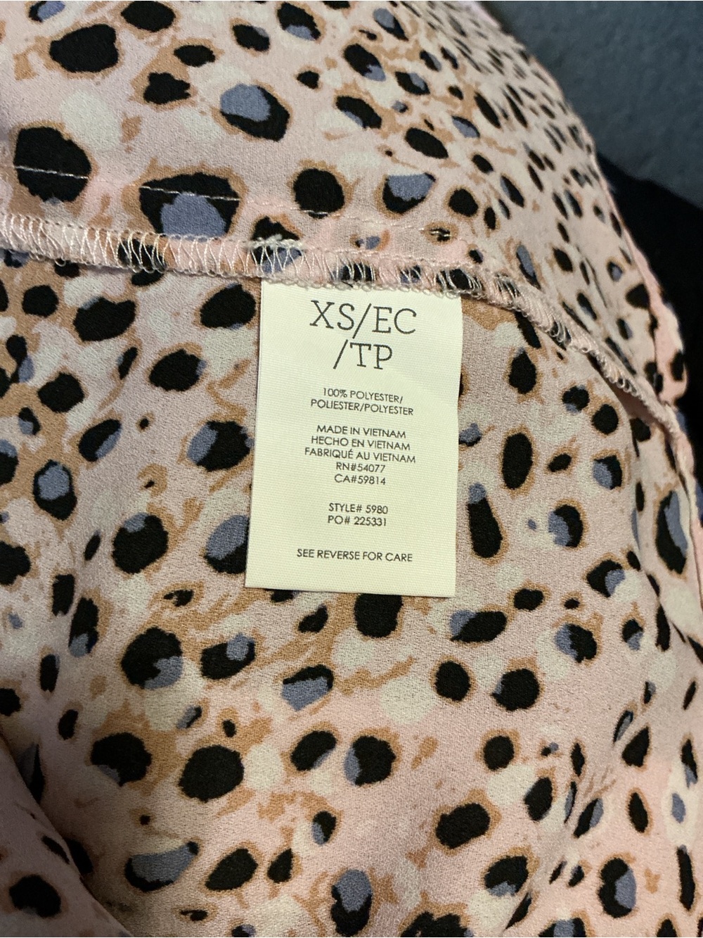 🌼CAbi Pink Leopard Print V-Neck Ruched Sleeve Blouse - Picture 3 of 3
